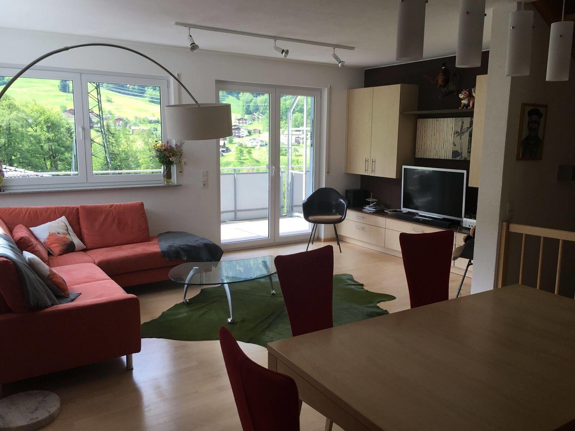 Haus Roecken Apartman Dalaas Kültér fotó